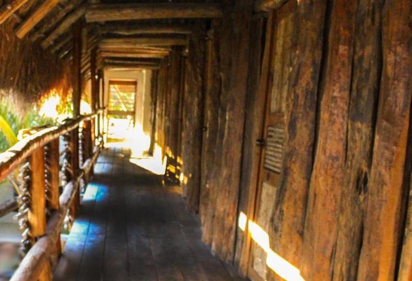 هتل Meson De Tulum