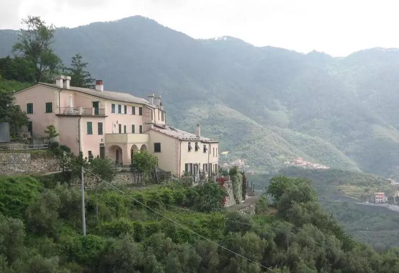 هتل La Villa Antica Delle Cinque Terre