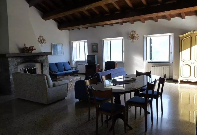 هتل La Villa Antica Delle Cinque Terre