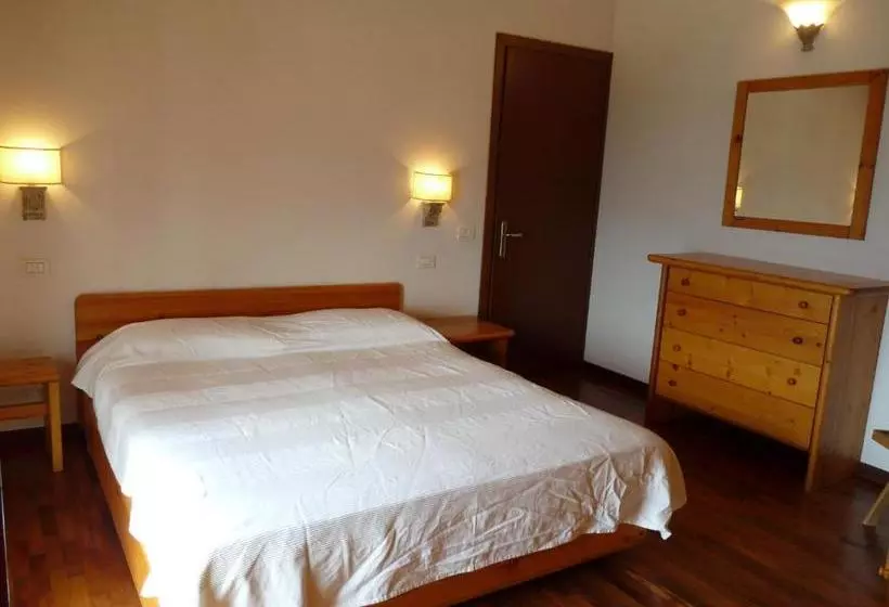 هتل La Villa Antica Delle Cinque Terre
