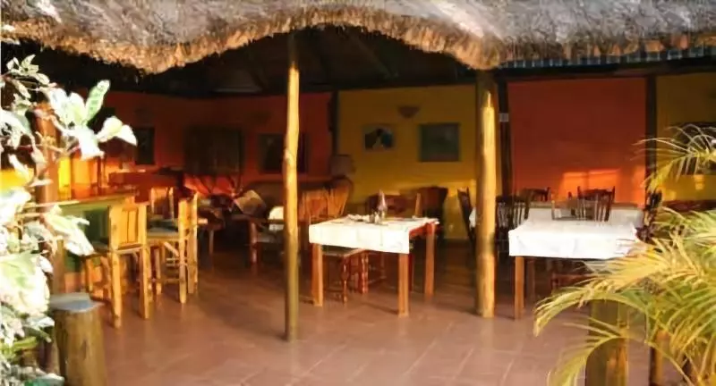 Hotelli Sand Forest Lodge