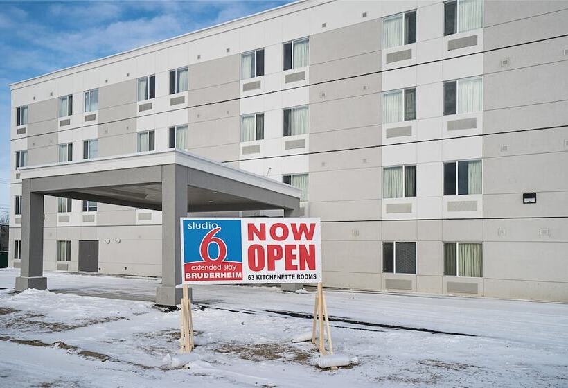 酒店 Studio 6bruderheim, Ab