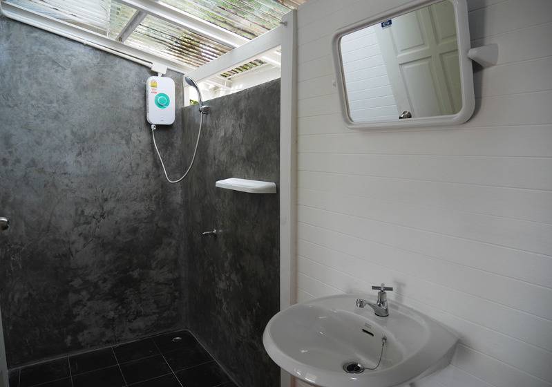 בית מלון כפרי The Pier Koh Phangan