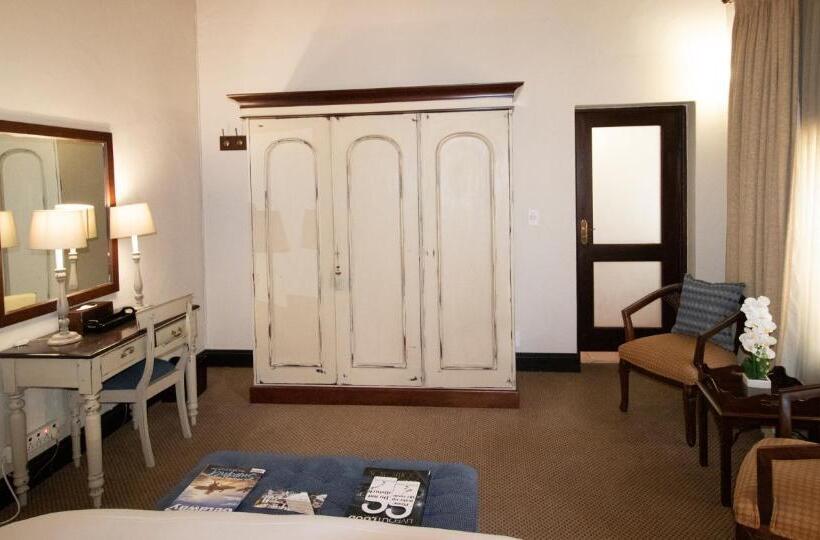 فندق Toadbury Hall Country