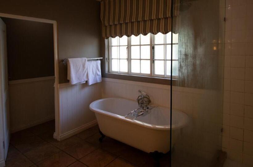 فندق Toadbury Hall Country