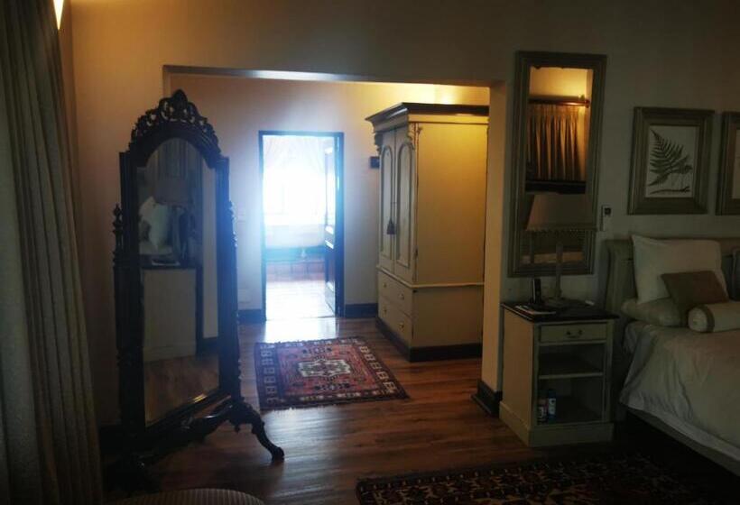 فندق Toadbury Hall Country