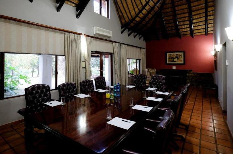 فندق Toadbury Hall Country