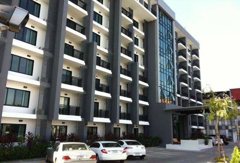 ホテル We Grand Ever 9