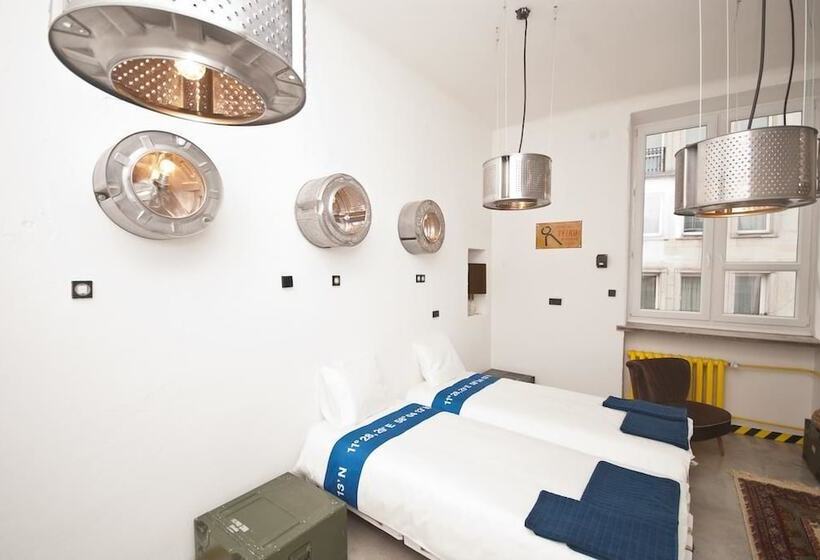 Lofthotel Przychodnia