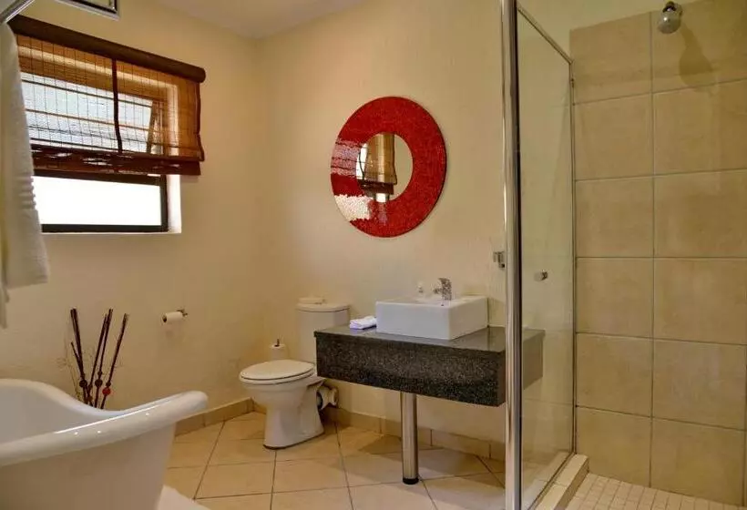 ペンション Sand River Guest House