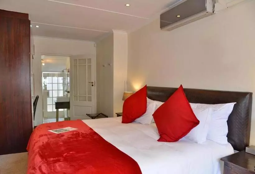 ペンション Sand River Guest House