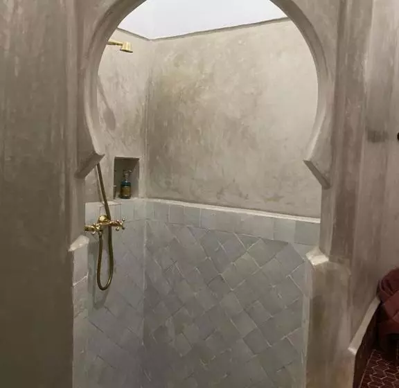 ریاض Dar Fangui