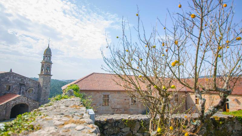 Общежитие Monasterio Y Pension De Moraime