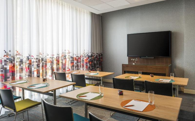 فندق Aloft Al Ain