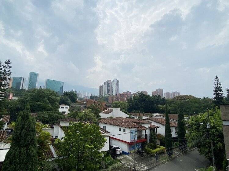 בית מלון כפרי Ayenda 1224 Pixel House