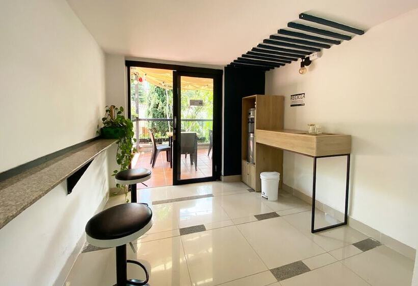 בית מלון כפרי Ayenda 1224 Pixel House