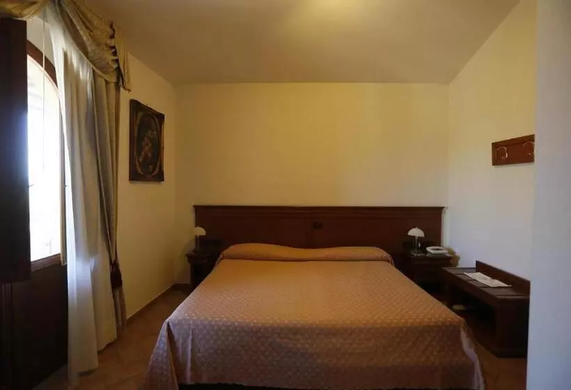 Hotelli Castello Di Septe