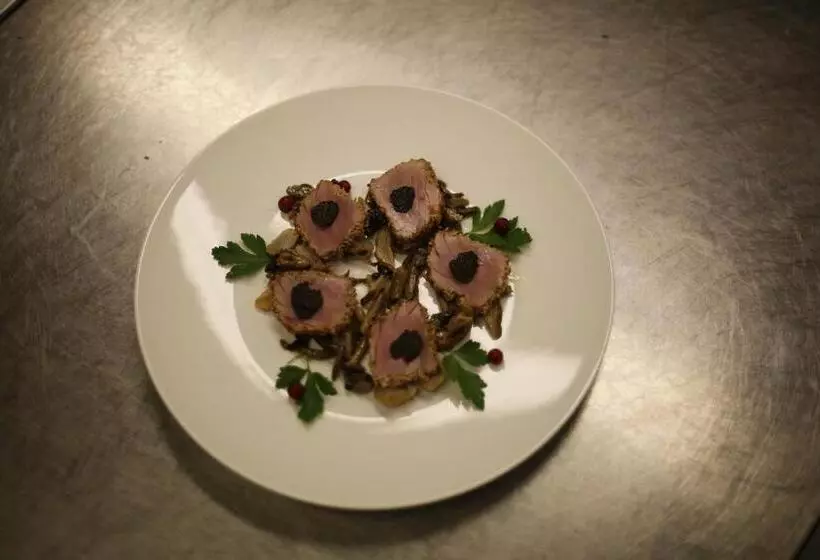 Hotelli Castello Di Septe