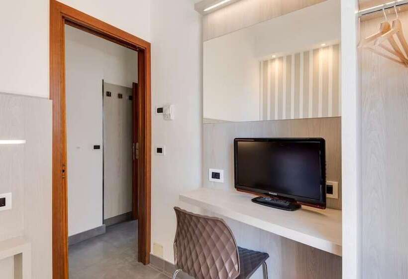 酒店 Cavour Cesenatico