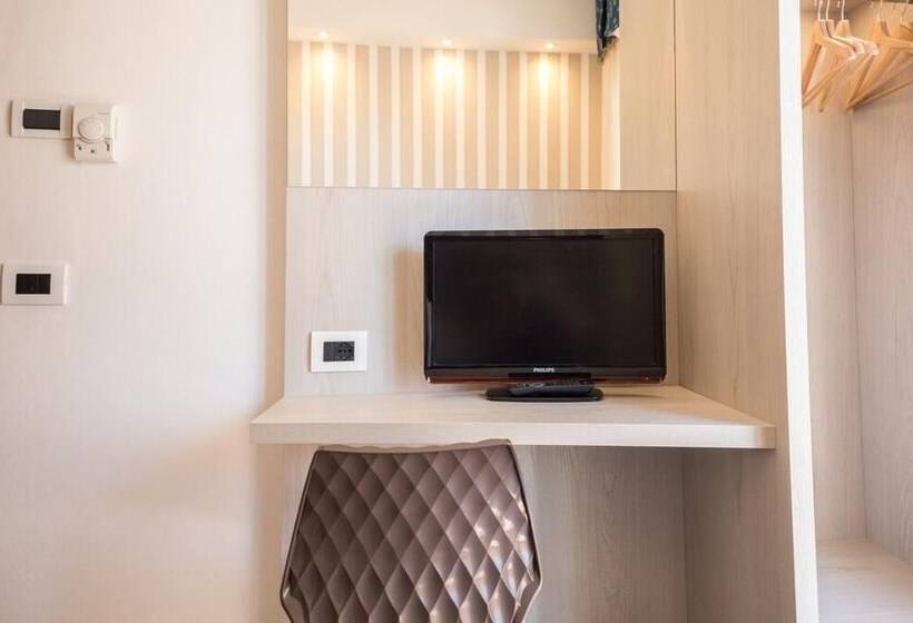 Hotel Cavour Cesenatico