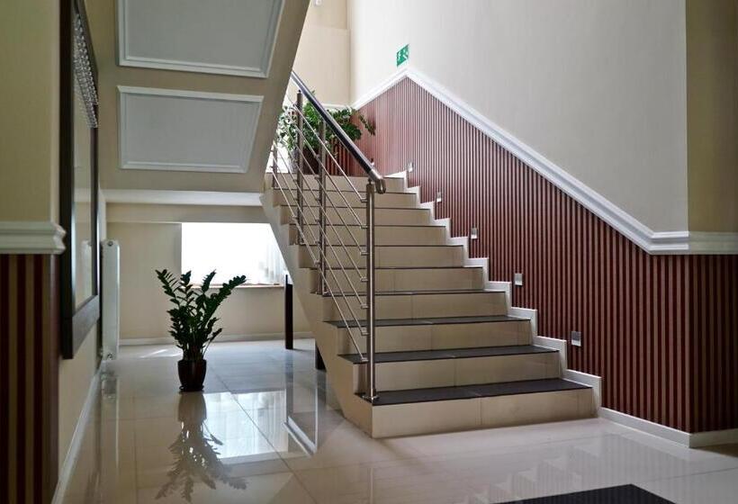 Отель Dąbrowski