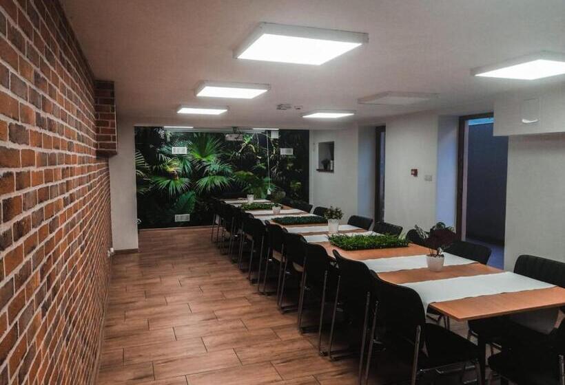 Отель Dąbrowski