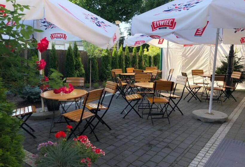 Отель Dąbrowski