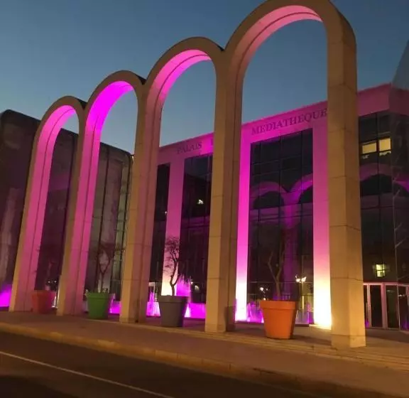 ホテル Hôtel De Paris La Défense