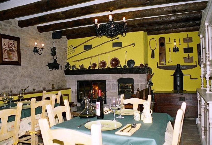 Отель La Posada De Villalangua