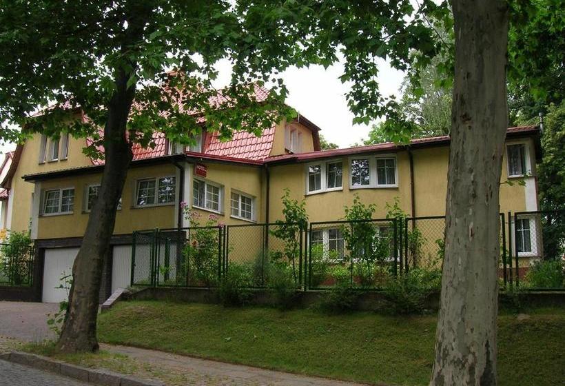 ホテル Pod Platanami