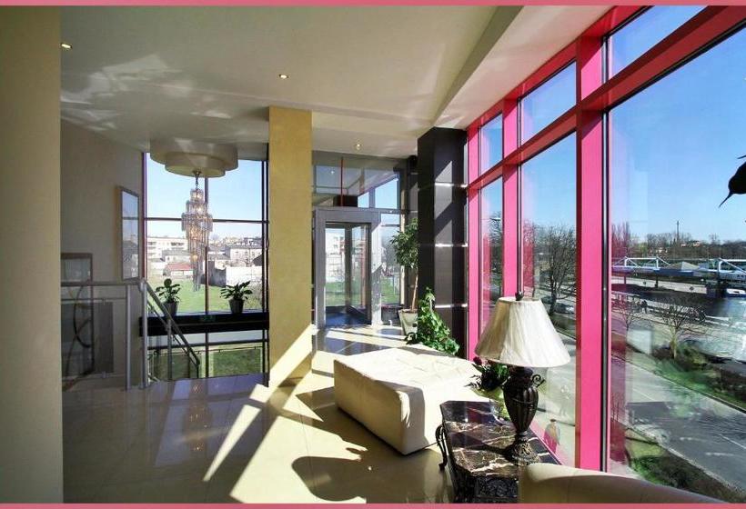 酒店 & Restauracja Glass