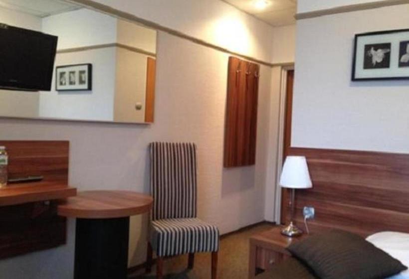 酒店 & Restauracja Glass