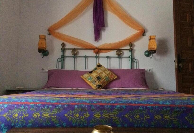 هتل Rural La Rosa De Los Tiempos