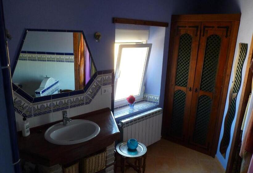 هتل Rural La Rosa De Los Tiempos