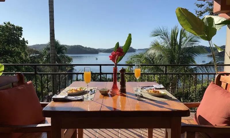 هتل Seagull Cove Resort