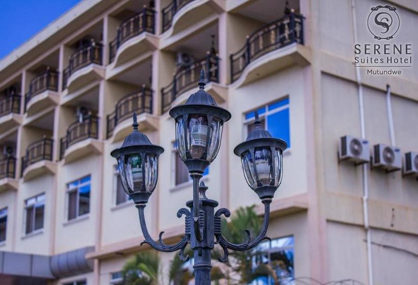 Fotos del hotel Serene Suites:  21