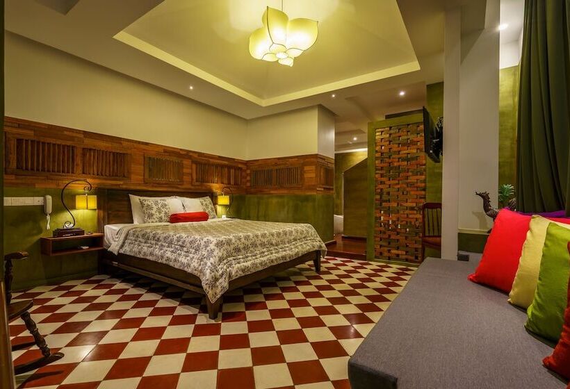 هتل The Secret Corner Unique Residence