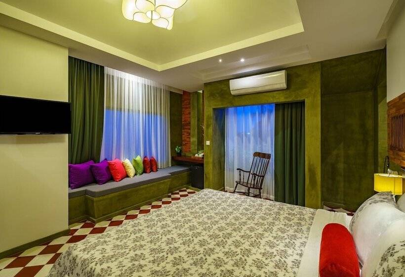 هتل The Secret Corner Unique Residence