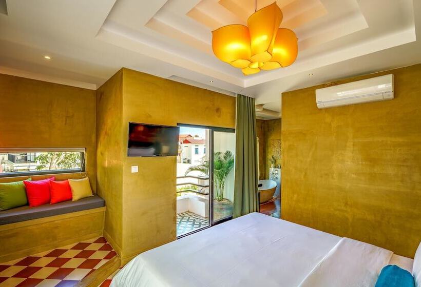 هتل The Secret Corner Unique Residence