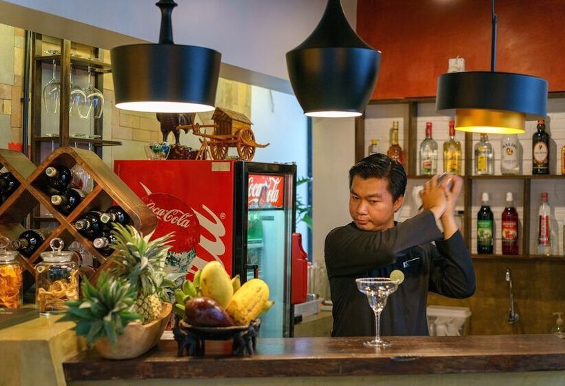 هتل The Secret Corner Unique Residence