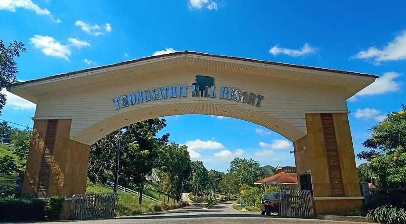 酒店 Thongsathit Hill Resort Khaoyai