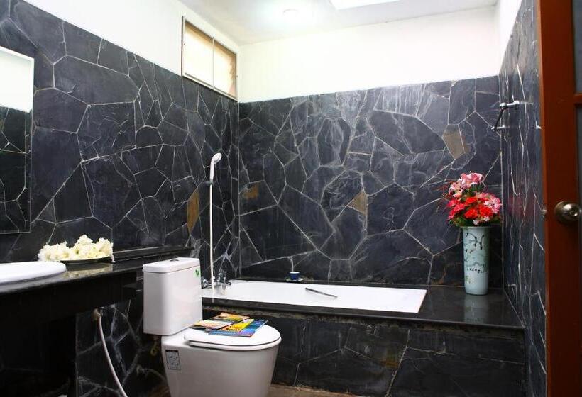 酒店 Thongsathit Hill Resort Khaoyai