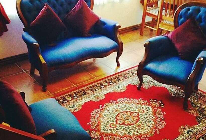 פנסיון Magnolia Place Guest Houses