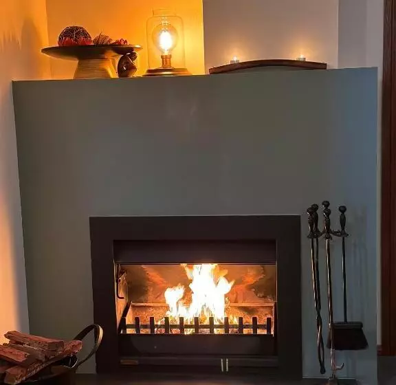 Wine And Roses Bed And Breakfast