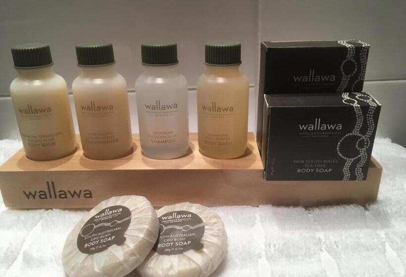 Wine And Roses Bed And Breakfast