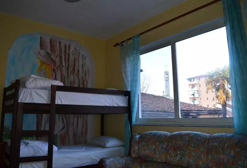 Arka Hostel
