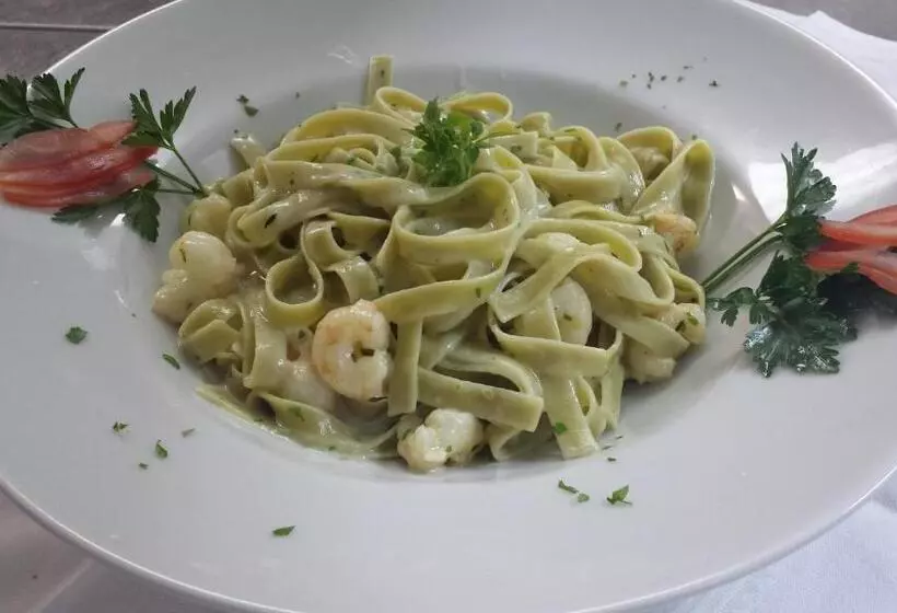 ベッドアンドブレックファースト Palma Guesthouse