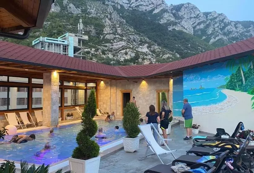 Aamiaismajoitus (B&B) Panorama Hotel Central