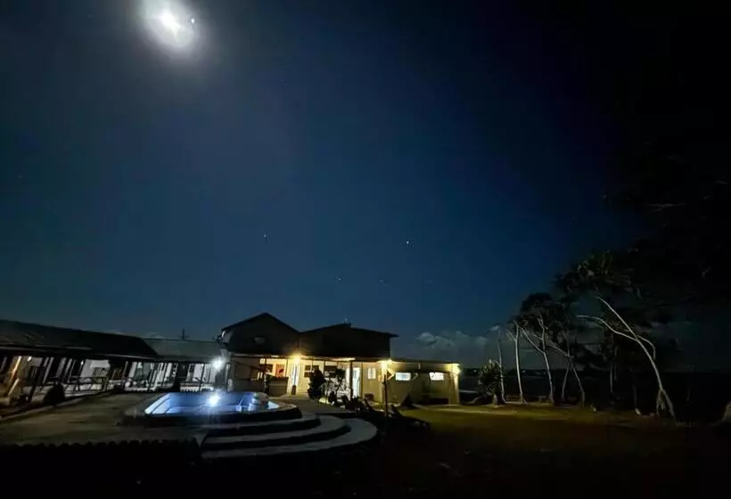 هتل Bluepango Guest House