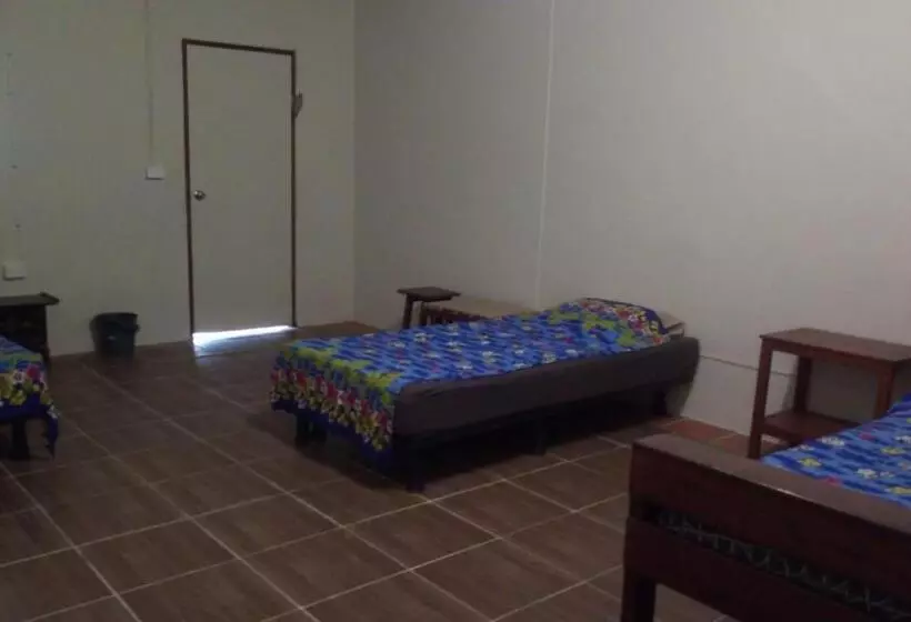 هتل Bluepango Guest House